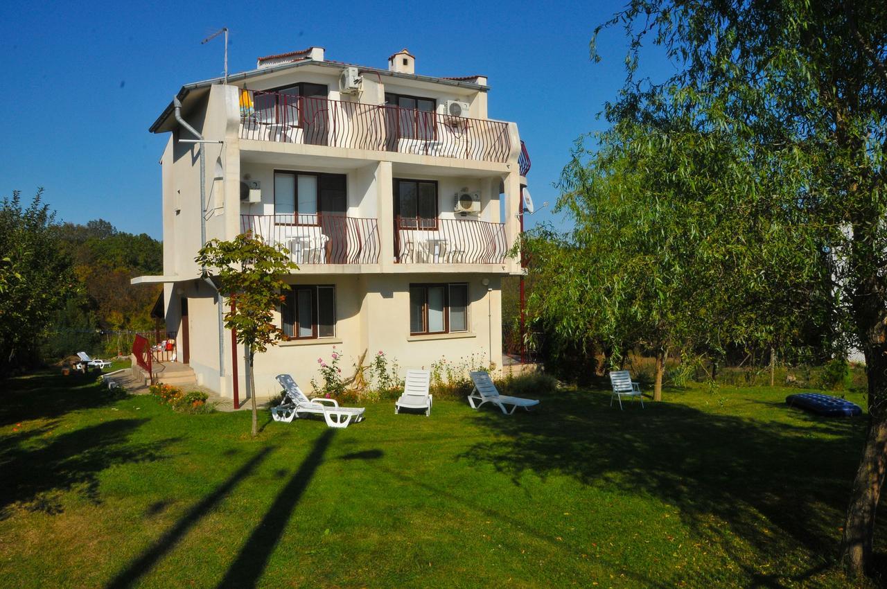 Villa Velika - Slavi エクステリア 写真